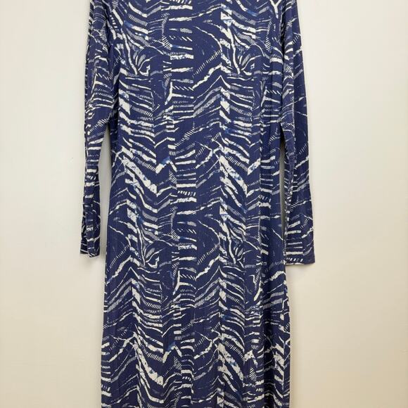 Marie Oliver
Paxton Dress 💘 - Picture 7 of 10